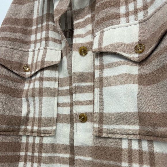 Banana Republic Factory Shacket - Picture 2 of 6